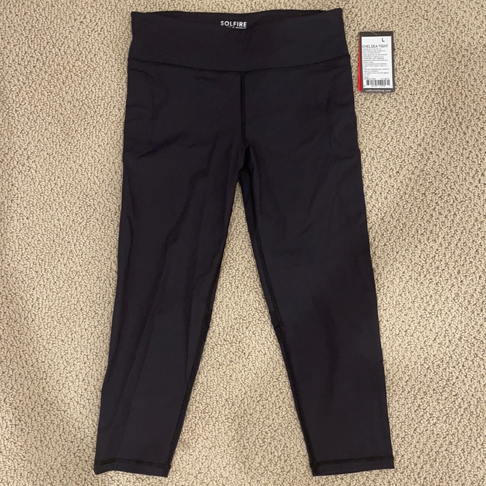 NWT Solfire Chelsea Athletic Leggings size L